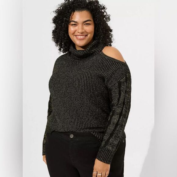 |NWT| TORRID Cable Knit Pullover Cold Shoulder Turtle Neck Sweater - Picture 1 of 8